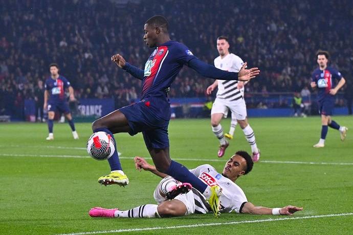 Soi kèo phạt góc PSG vs Rennes, 2h00 ngày 28/9